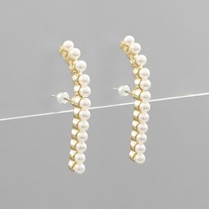 Curved Pearl Bar Earrings